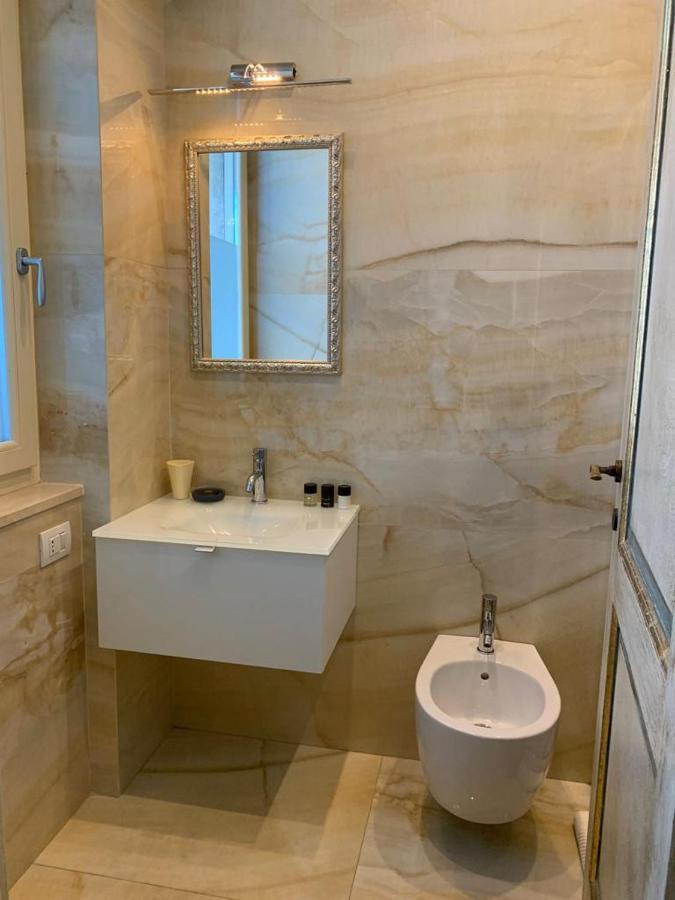Fifty Eight Suite Milan Duomo View ภายนอก รูปภาพ